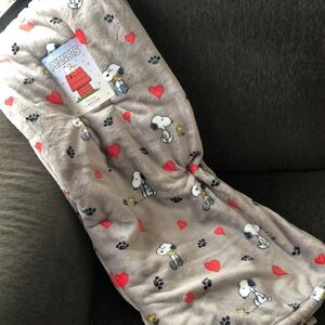 Peanuts SNOOPY Valentines Day Throw Blanket